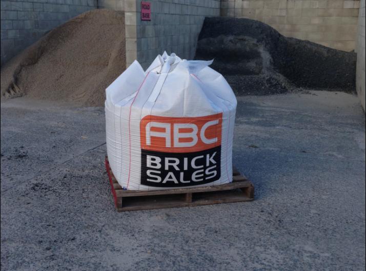 Brickies Loam Dark - 1m3 Bulka Bag